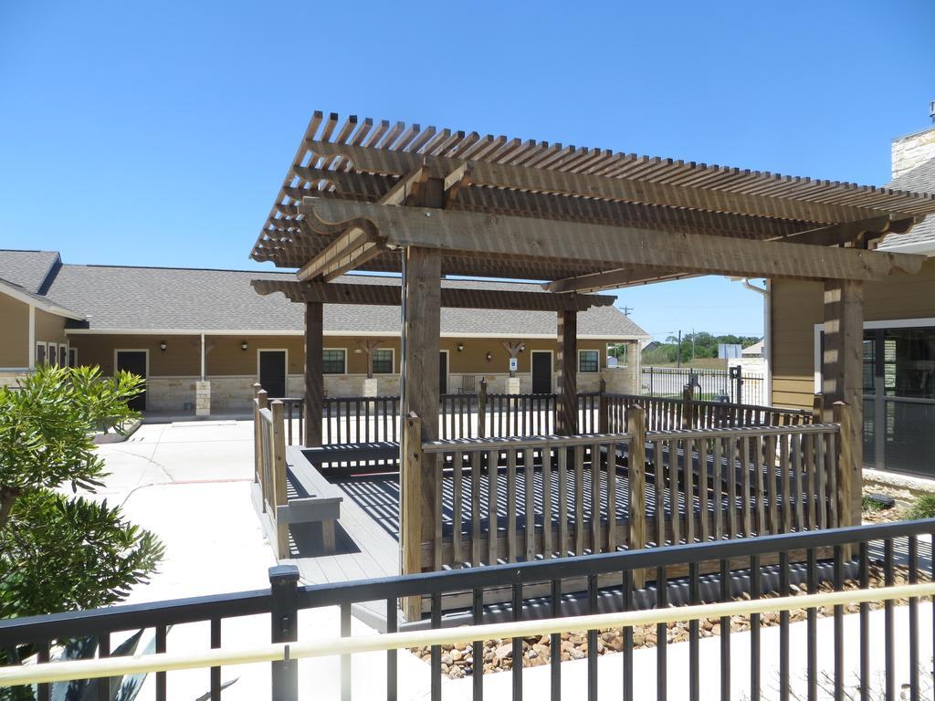 The Lodge At Kenedy מראה חיצוני תמונה