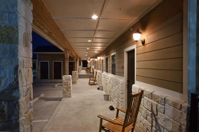The Lodge At Kenedy מראה חיצוני תמונה
